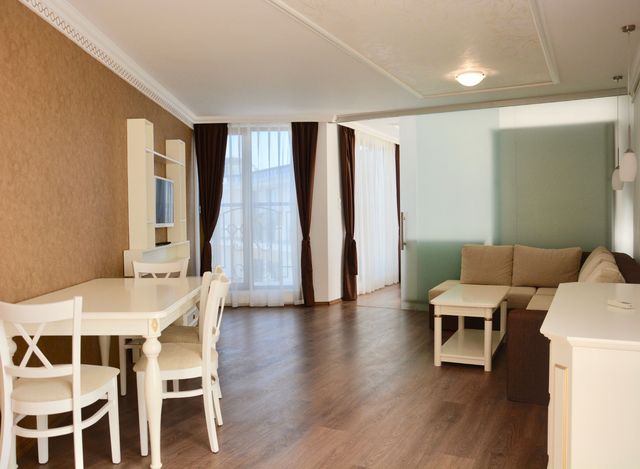 Golden Rainbow VIP Residence - Appartement mit einem Schlafzimmer